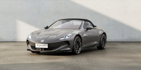 Cyberster 2WD Camden Grey / Toit souple noir / Intérieur rouge & noir